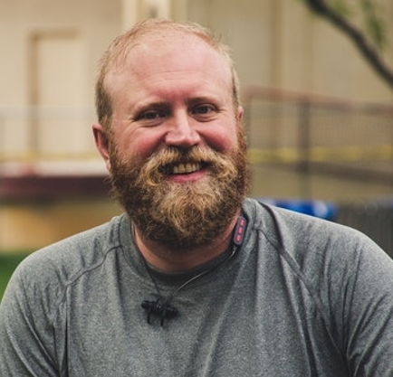 וובה לוקיאנוב, בית שמש